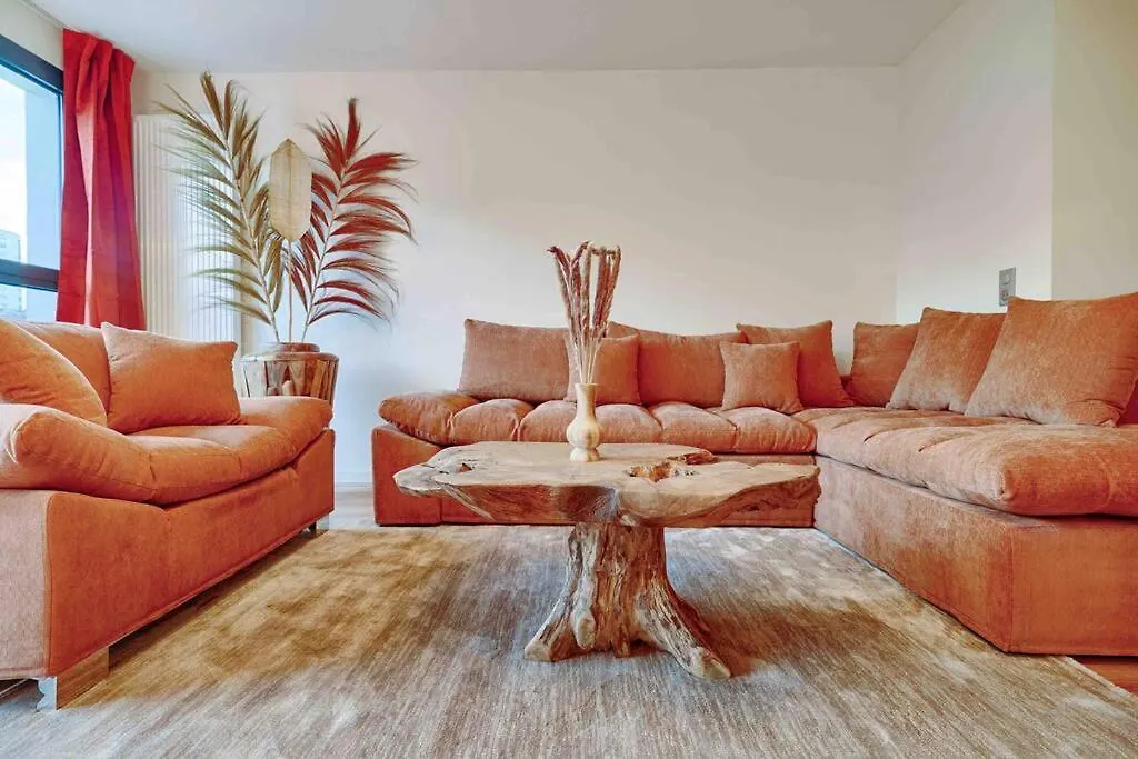 Welcome To Terracotta Alfortville