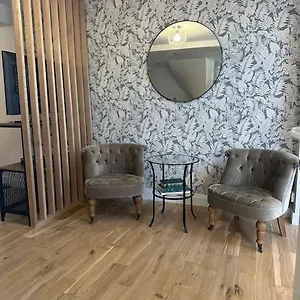  Hébergement de vacances Maison De 65 M2 Proche Paris